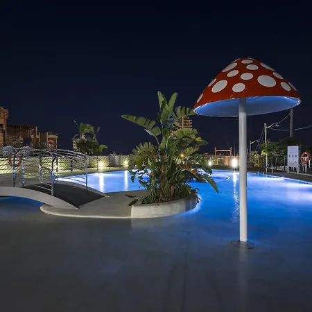 Sunset Drive 128 Luxury Retreat By Car Apartmán *